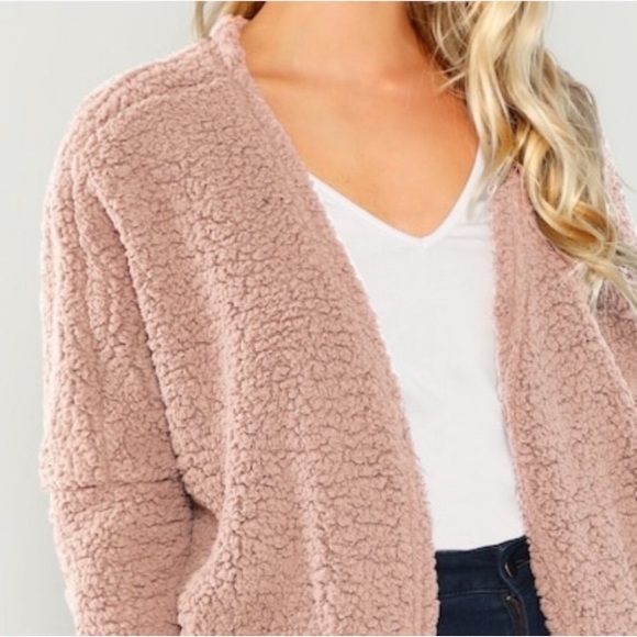 ✨HP 02/06/19! ✨ Rose Teddy Cardigan LAST Sz M - Picture 3 of 8